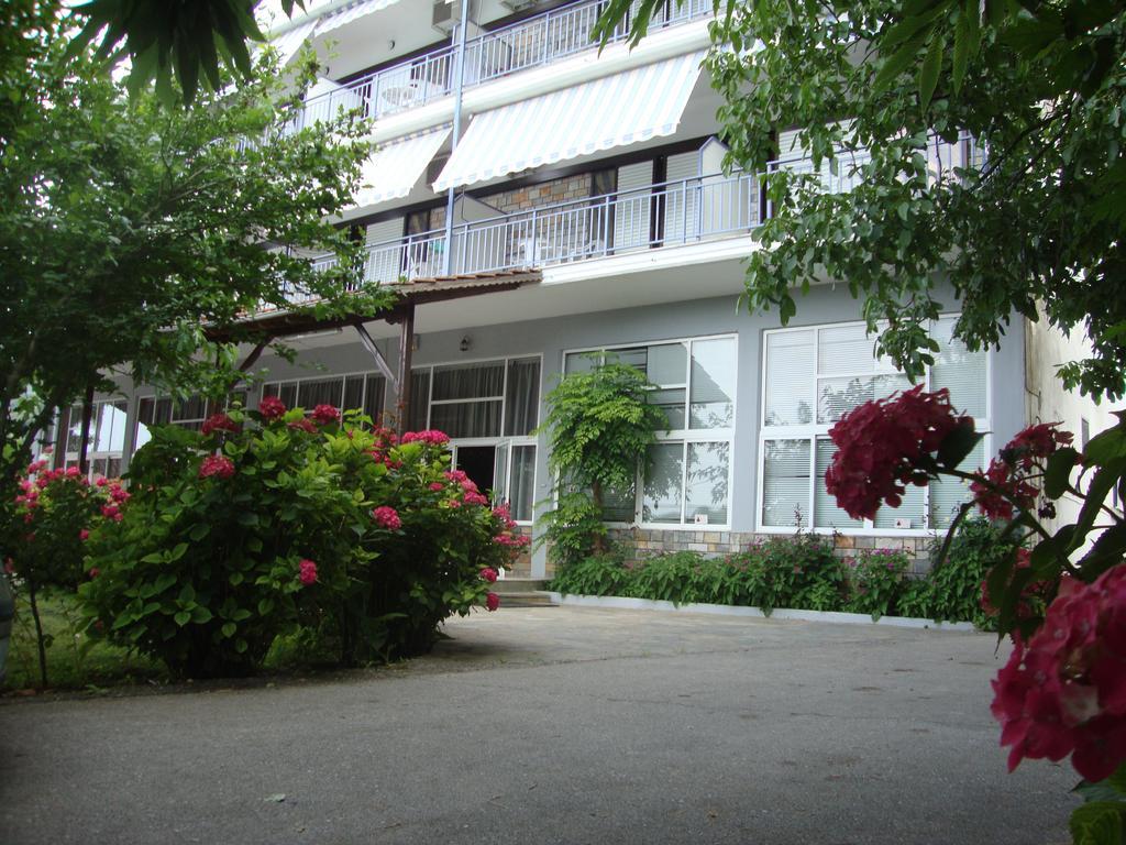 Hotel Pantazis Paralia Panteleimonos Exterior foto