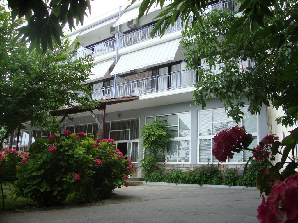 Hotel Pantazis Paralia Panteleimonos Exterior foto